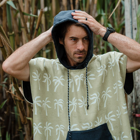 Changing Poncho: Breezy Palms/Olive