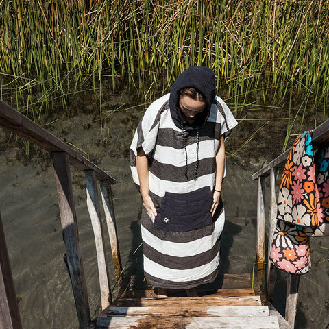 Changing Poncho: The Noll
