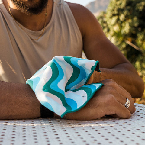 Tiny Towel: Wave Blue