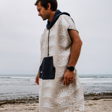 Changing Poncho: Sunshine/Sandy Beige