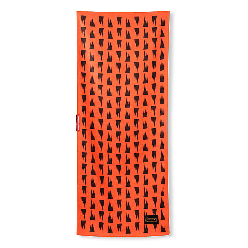 Original Towel: Summit/Ex Orange (Nomadix x Brooks)