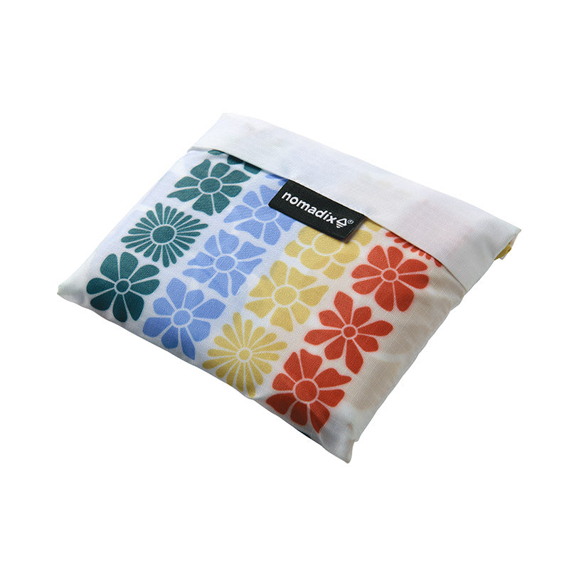 Pocket Tote: Flowerbed/Multi