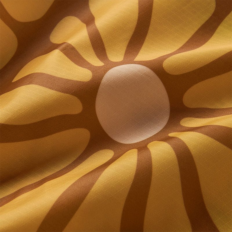Pocket Tote: Lazy Daisy/Gold