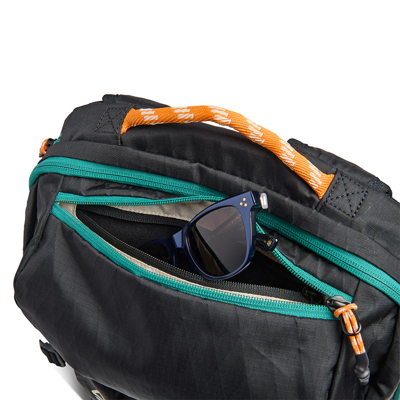 Daytripper Backpack: Raven Black