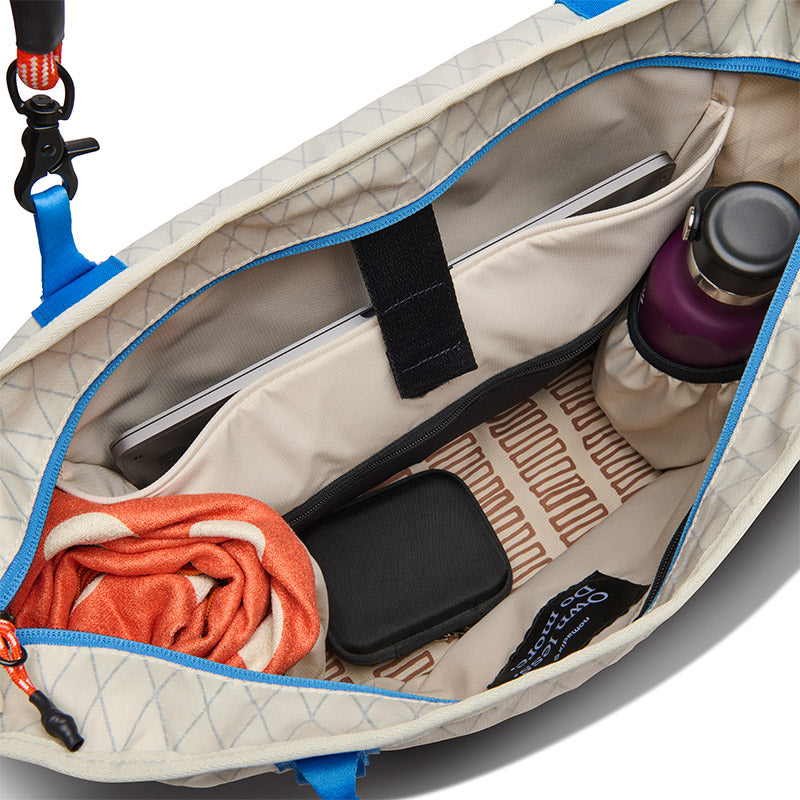 Daytripper Tote: Driftwood/Off White