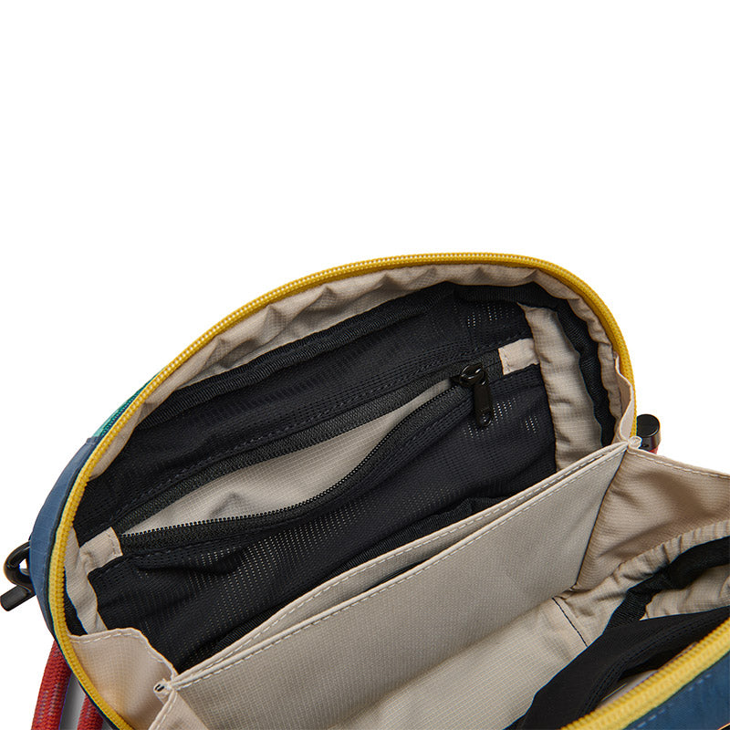 Traveler Tech Sling: Deep Sea Blue