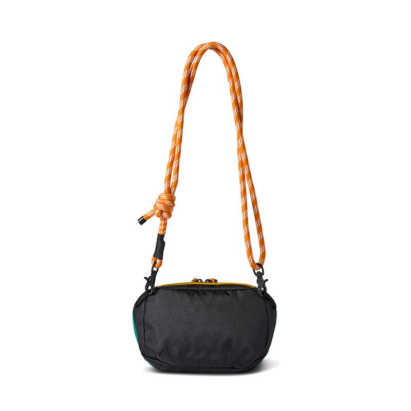 Traveler Tech Sling: Raven Black