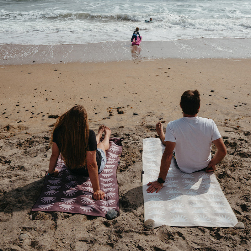 Original Towel: Sunshine/Burgundy