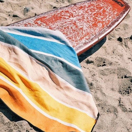 【ビーチタオル】【国内即発ban.do】ALL AROUND GIANT TOWEL Onitsuka Tiger オニツカ タイガー BEACH TOWEL 今治タオル